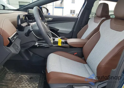 2023 Volkswagen Id.4 Pro z USA, uszkodzony, nr VIN 1V2CMPE84PC013690